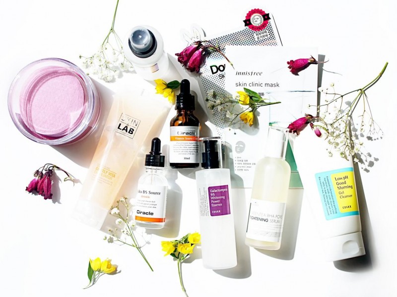 8 mỹ phẩm trang điểm cơ bản không thể thiếu cho người mới