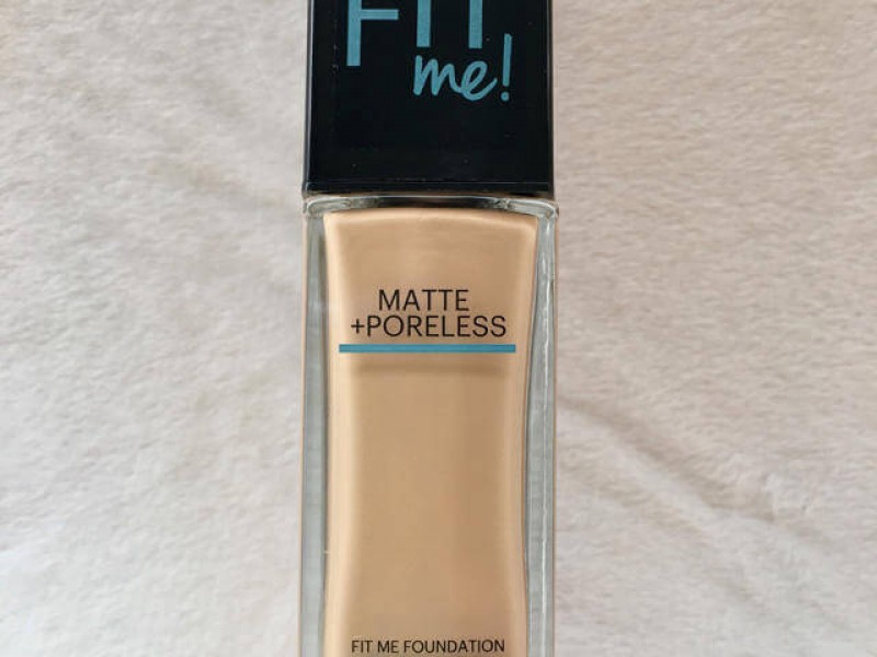 Kem Nền Maybelline Mịn Nhẹ Kiềm Dầu Chống Nắng  Fit Me 